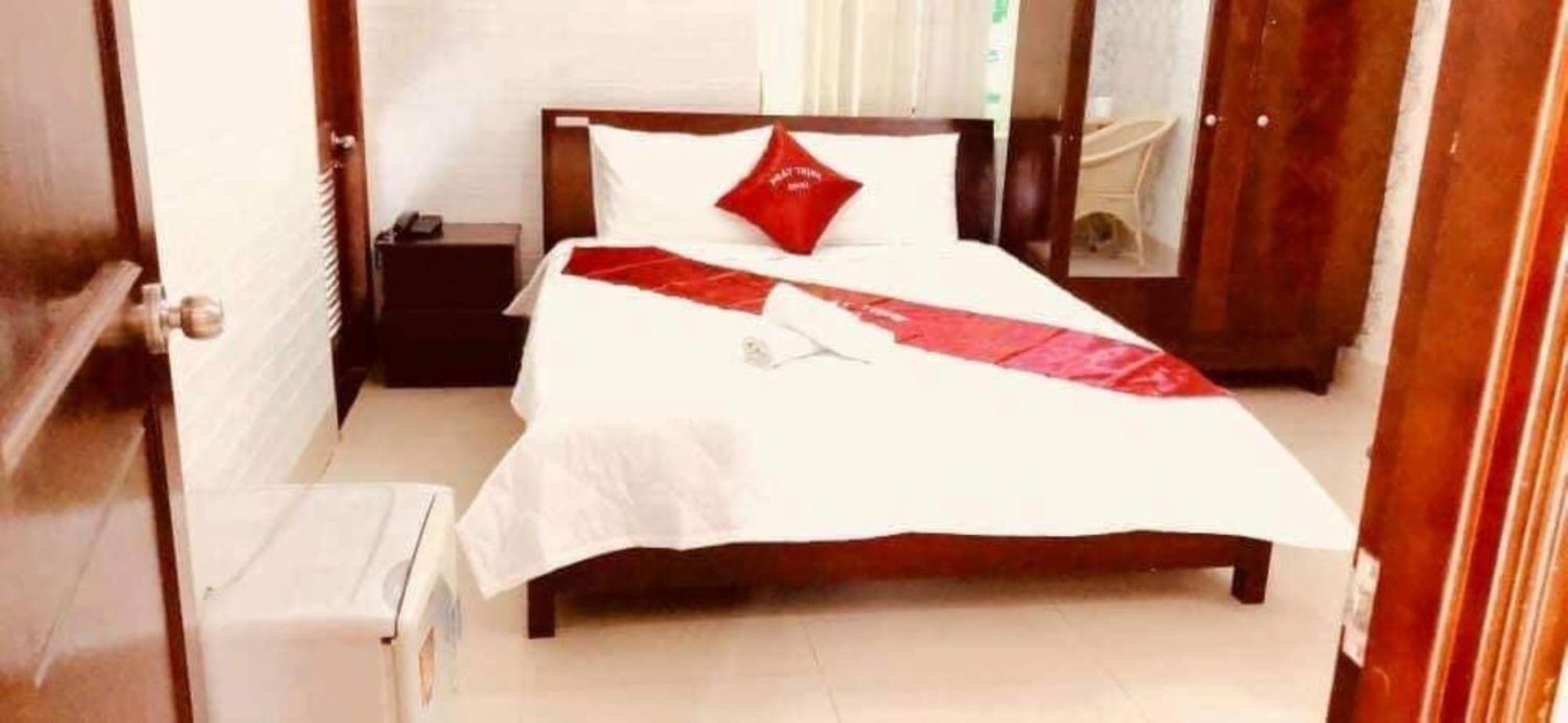 Phat Thinh Hotel ホーチミン市 エクステリア 写真